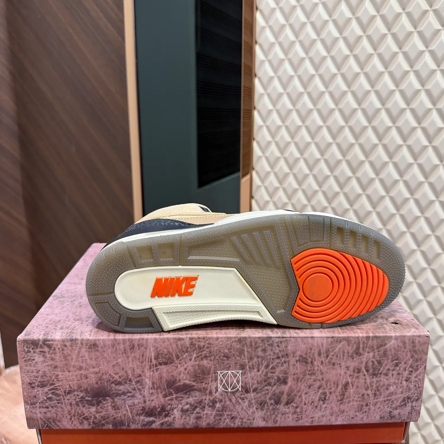AJ 3 - BIO BEIGE - Image 4