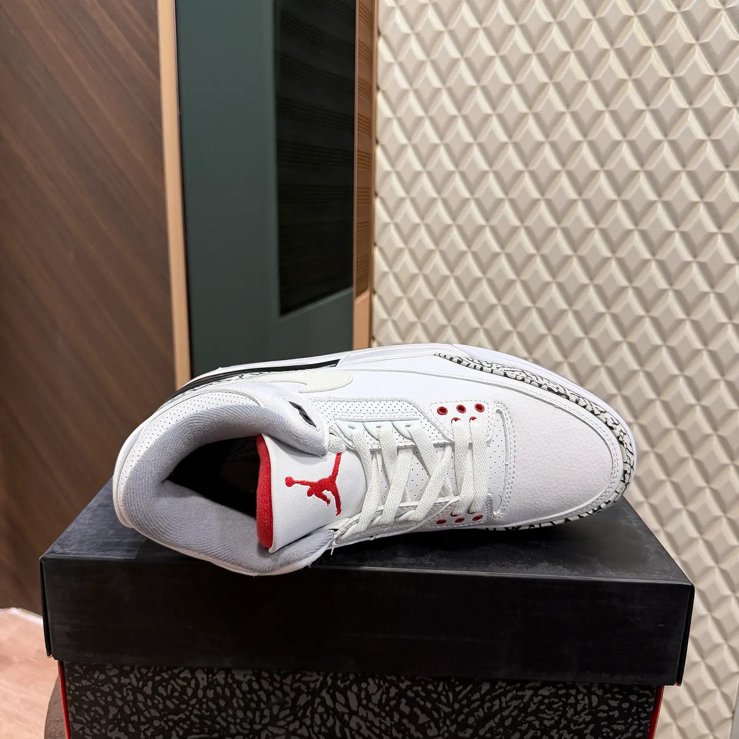 AJ 3 - WHITE CEMENT - Image 3