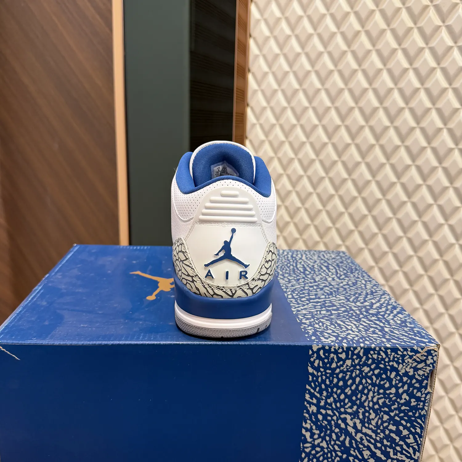 AJ 3 - WIZARD - Image 2