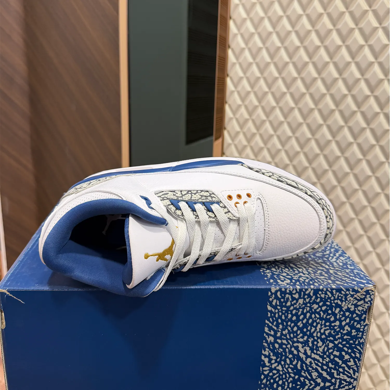 AJ 3 - WIZARD - Image 3