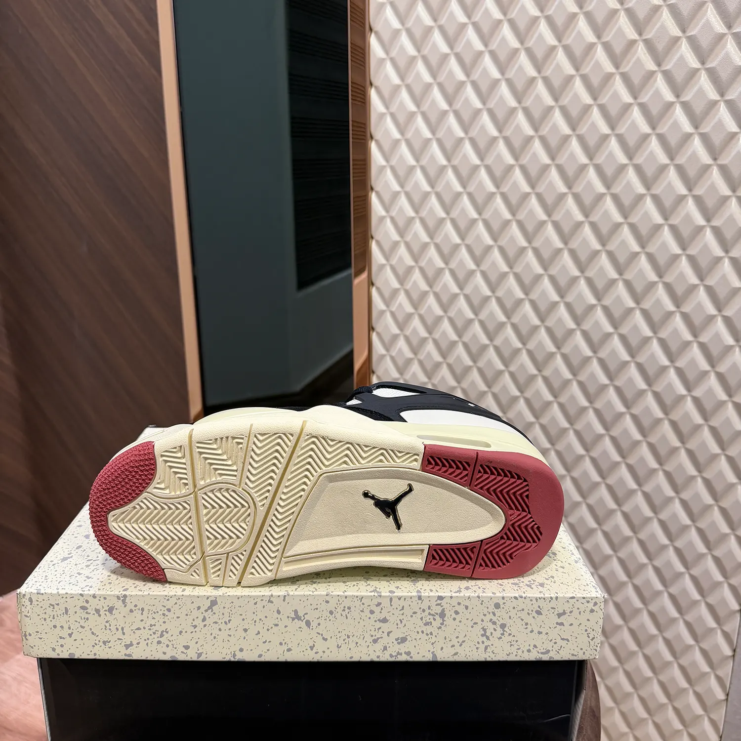 AJ IV RM - CANYON RUST - Image 4