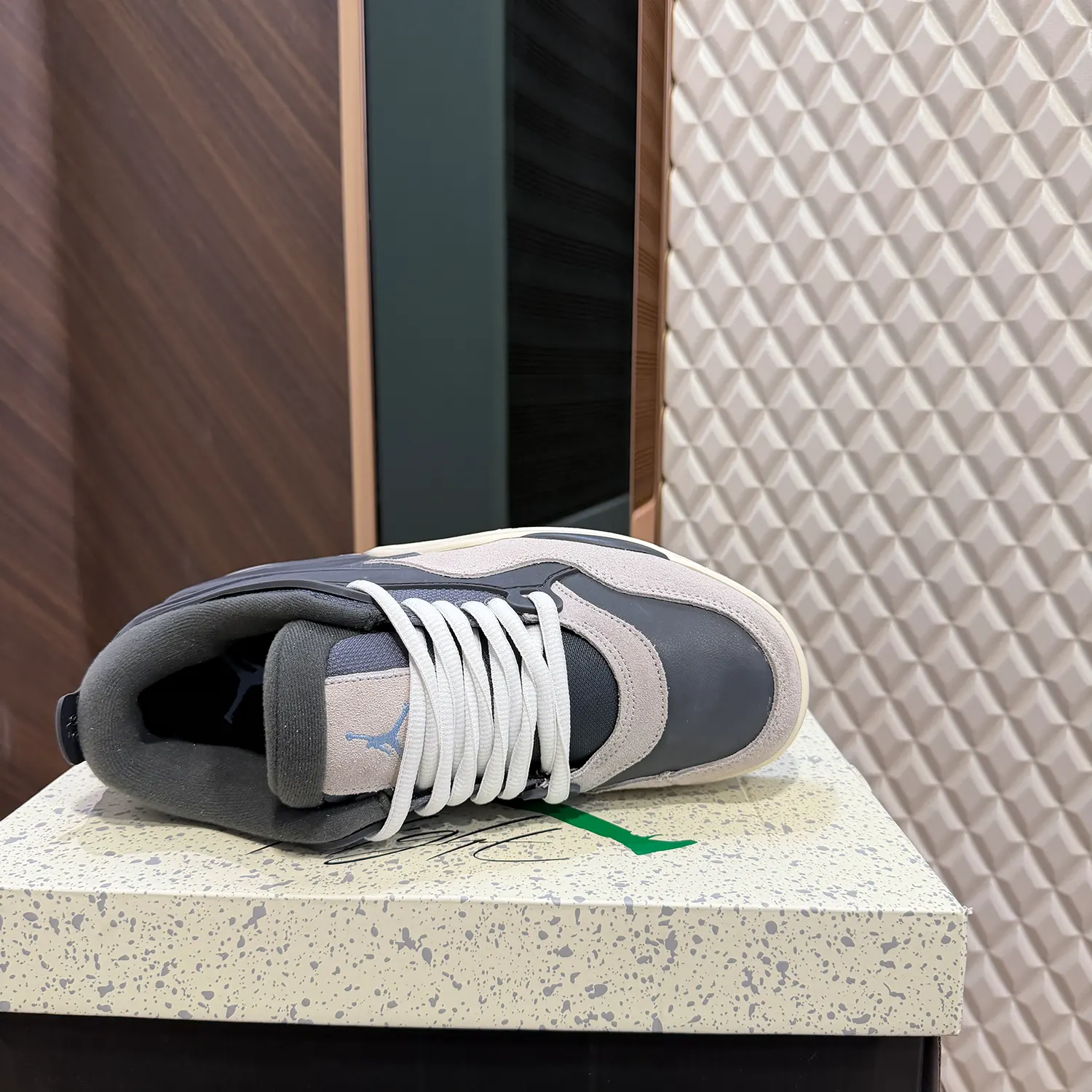 AJ IV RM - IRON GREY - Image 3