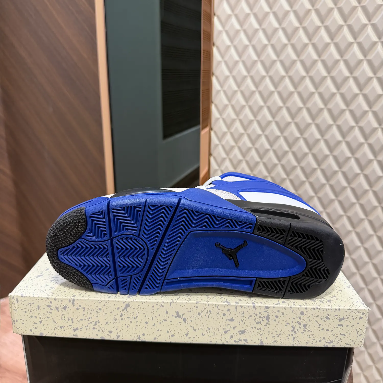 AJ IV RM - MOTORSPORTS - Image 4