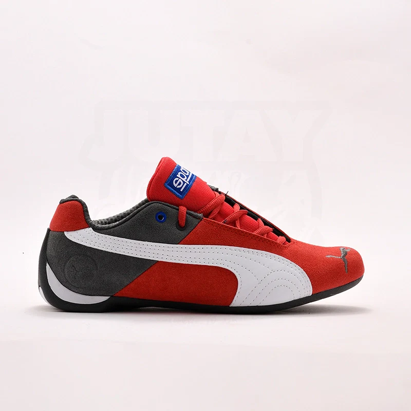 FUTURE CAT - FAST RED DARK NIGHT