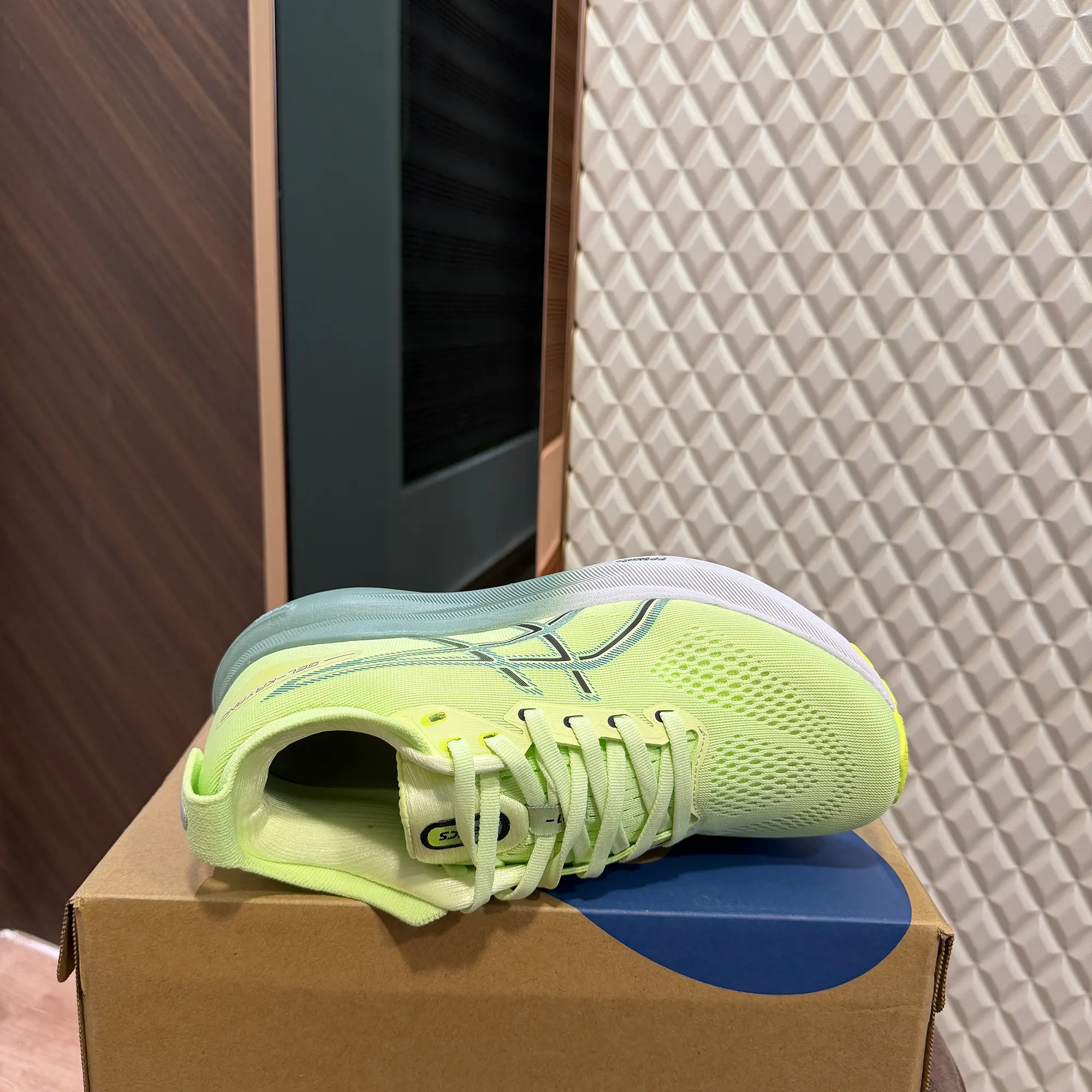 GEL KAYANO 31 - COOL MATCHA - Image 3