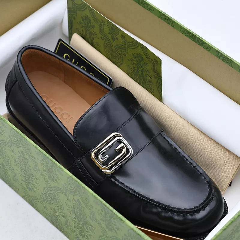 GG BUCKLE LOAFER - BLACK - Image 11