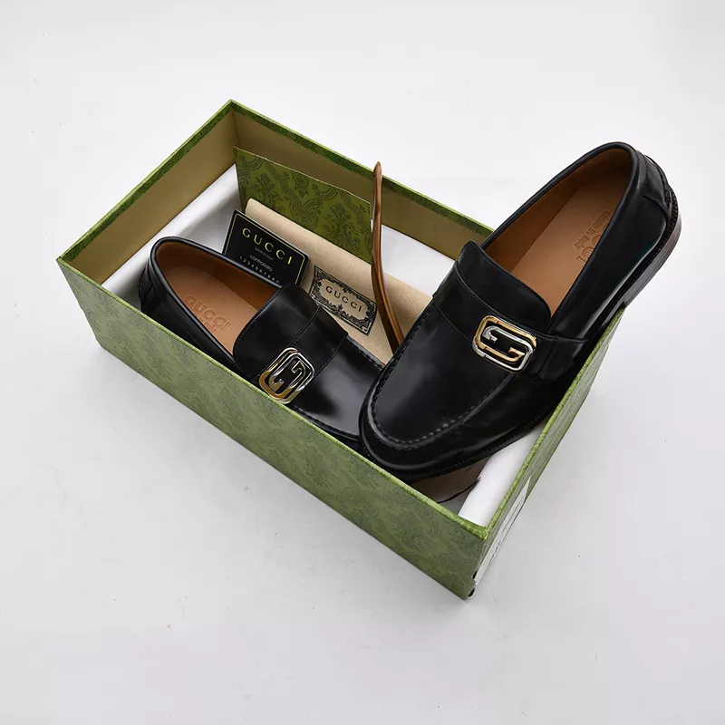 GG BUCKLE LOAFER - BLACK - Image 12