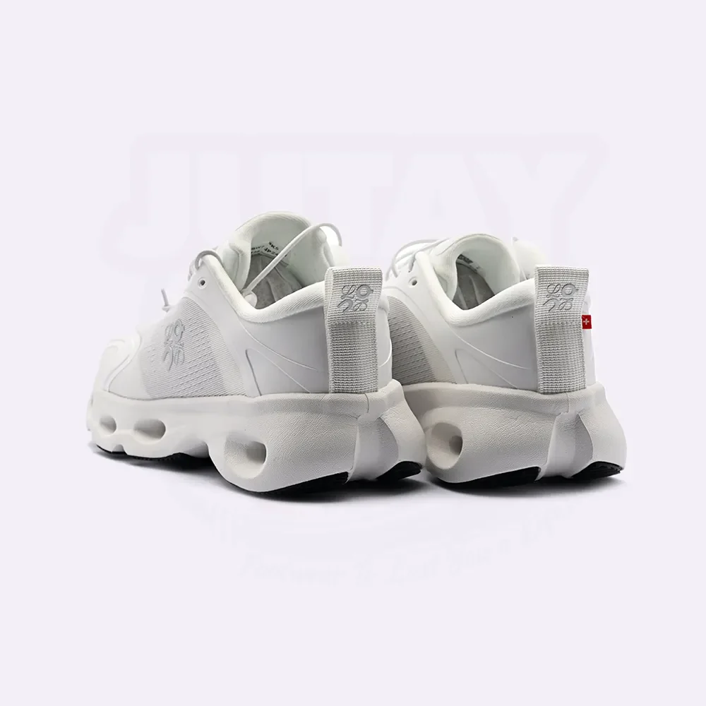 ON CLOUD SOLO X LWE - WHITE - Image 5