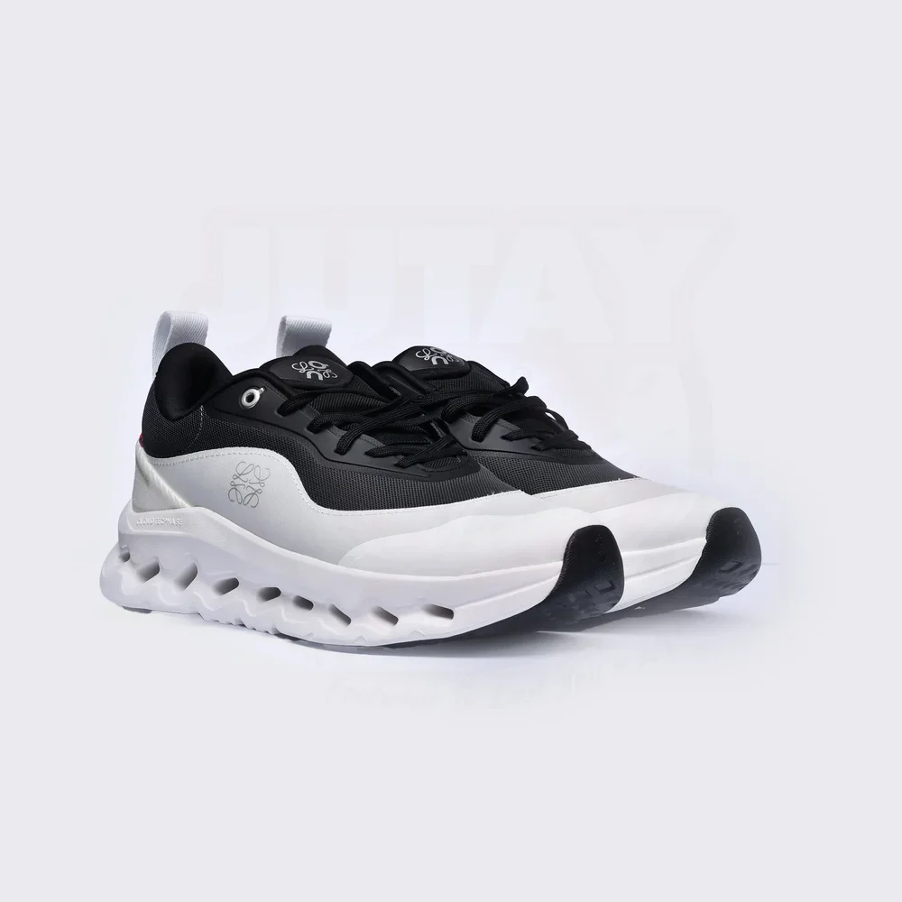 ON CLOUD TILT 2.0 X LOWE - WHITE BLACK - Image 6