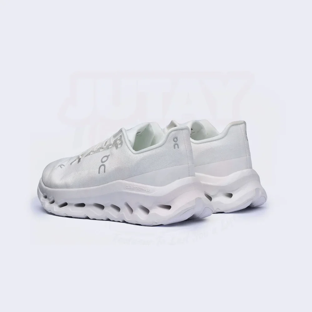 ONCLOUD TILT - ALL WHITE - Image 5