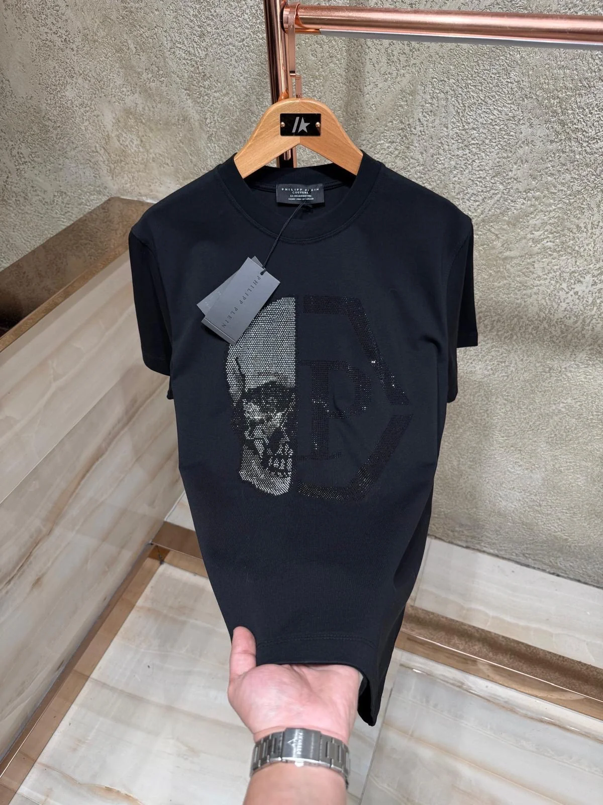 Phillip T-shirt - Black (JU 157)