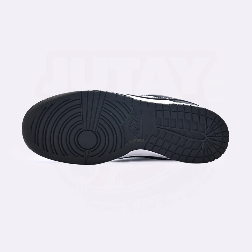 SB DUNK LOW - PANDA (OG BATCH) - Image 4