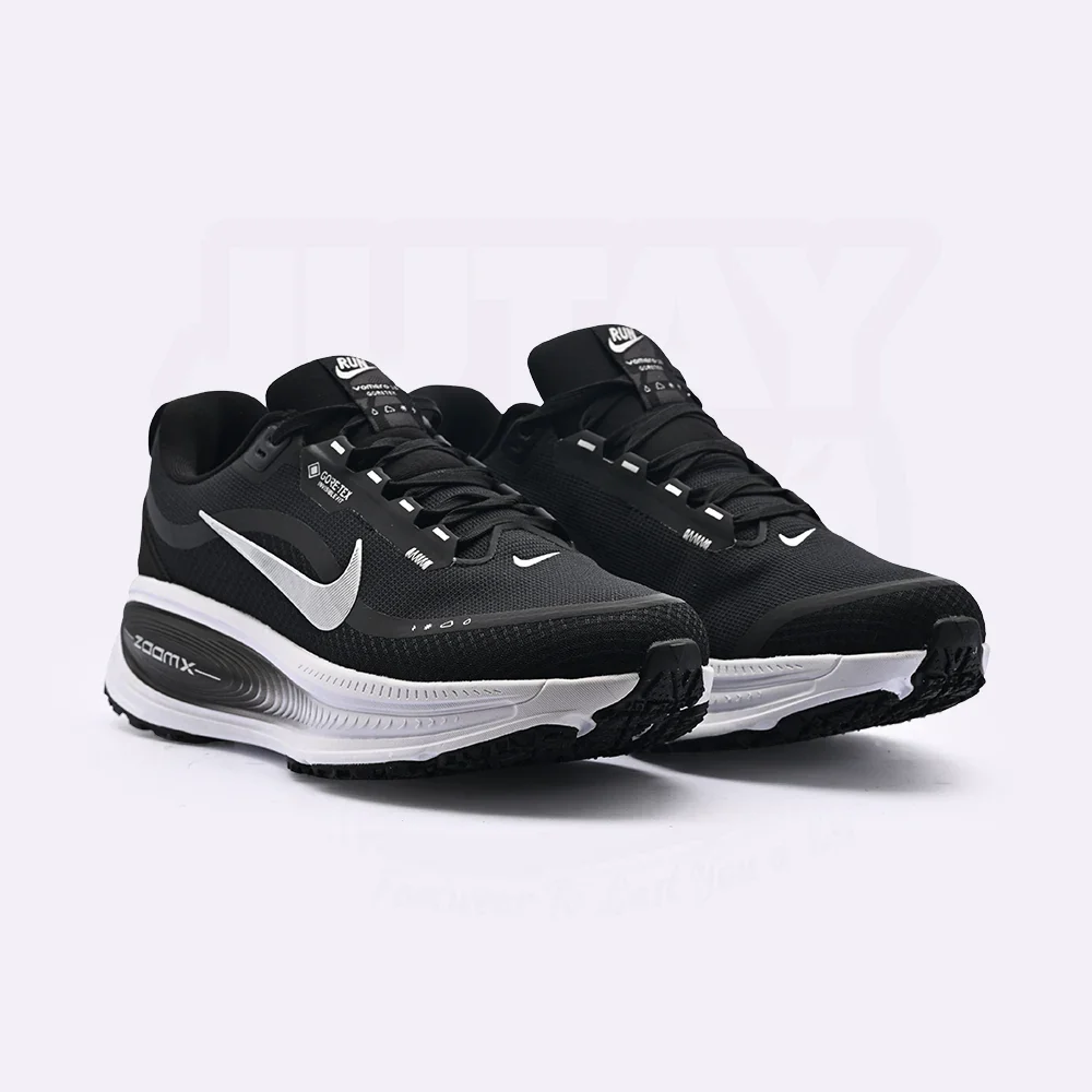 VOMERO 18 WP - BLACK METALLIC - Image 6